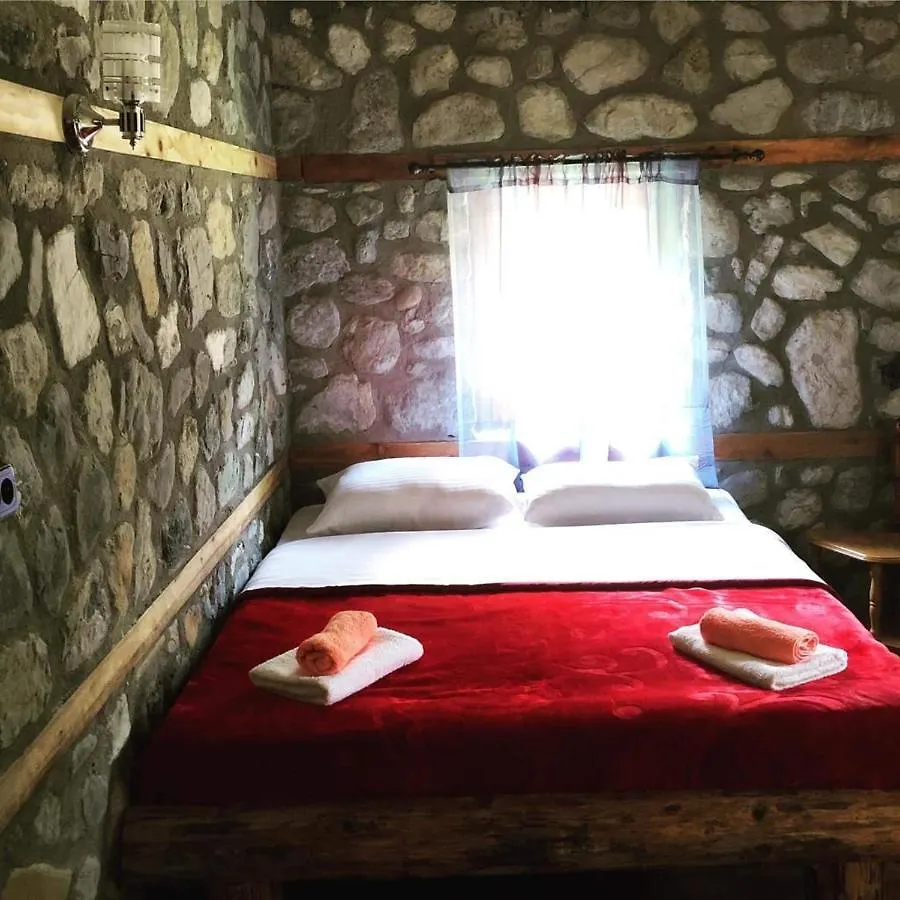 Guest house Hyrmet Demushi Valbone Bed & Breakfast